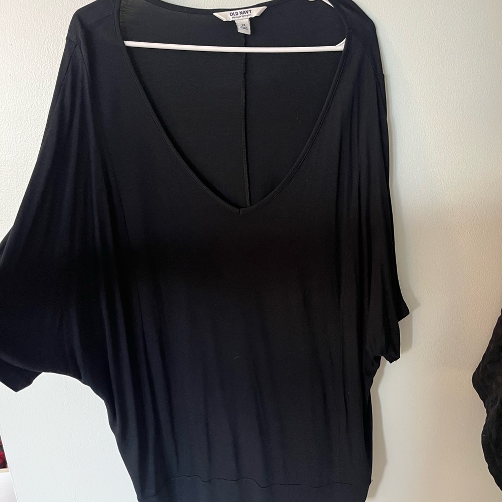 Old Navy Women's Black V-Neck Top